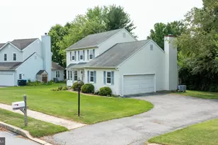 429 Deep Willow Dr, Exton, PA 19341 - Photo 2