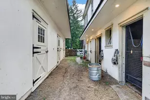 623 Sugartown Rd, Malvern, PA 19355 - Photo 32