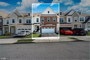 25 N Tompkins Square, Downingtown, PA 19335 - Photo 1