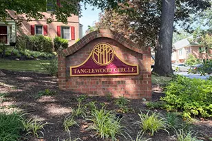 302 Brighton Circle, Devon, PA 19333 - Photo 2
