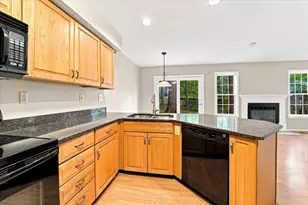 302 Brighton Circle, Devon, PA 19333 - Photo 14