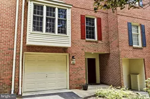 302 Brighton Circle, Devon, PA 19333 - Photo 2