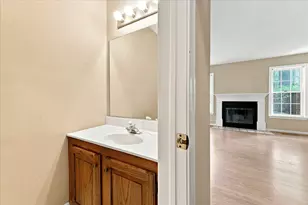 302 Brighton Circle, Devon, PA 19333 - Photo 12