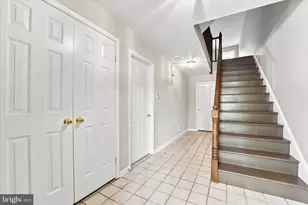 302 Brighton Circle, Devon, PA 19333 - Photo 4