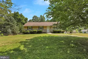 367 Bishop Rd, Pottstown, PA 19465 - Photo 2