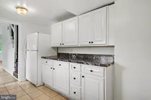 100 Poplar St, West Chester, PA 19382 - Photo 14