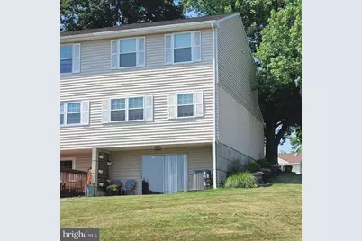 646 Lancaster Court, Downingtown, PA 19335 - Photo 2