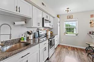 646 Lancaster Ct, Downingtown, PA 19335 - Photo 12
