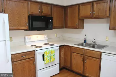 178 Valley Stream Circle #178H, Chesterbrook, PA 19087 - Photo 8