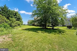 814 Edna Jane Ln, West Grove, PA 19390 - Photo 28