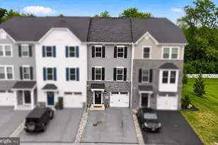 265 Sugar Maple Square, Downingtown, PA 19335 - Photo 2