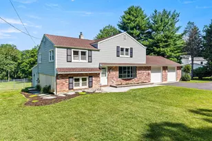 1018 Hopewell Rd, Downingtown, PA 19335 - Photo 2
