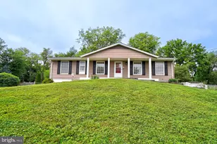 479 Stewart Dr, West Chester, PA 19380 - Photo 2