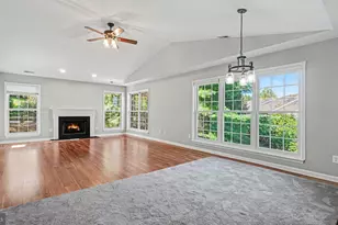 114 Lewisville Ct, Phoenixville, PA 19460 - Photo 4