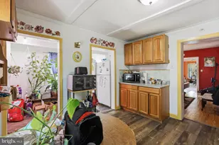 631 E Chestnut St, Coatesville, PA 19320 - Photo 10