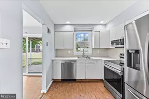 411 Glass St, Spring City, PA 19475 - Photo 14