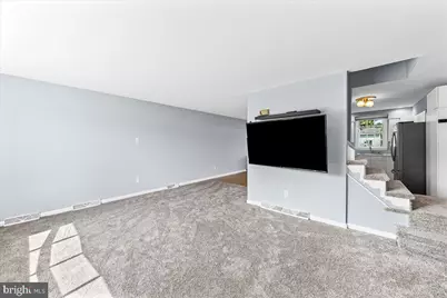 411 Glass Street, Spring City, PA 19475 - Photo 2