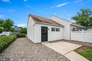 1024 W Bridge St, Phoenixville, PA 19460 - Photo 30