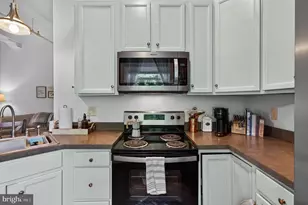 541 Washington Ave, Phoenixville, PA 19460 - Photo 18