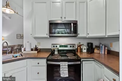 541 Washington Avenue #202, Phoenixville, PA 19460 - Photo 4