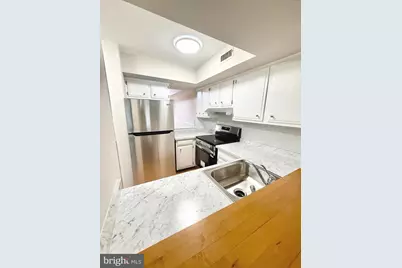 297 Summit House, West Chester, PA 19382 - Photo 8