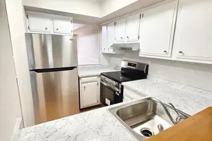 297 Summit House, West Chester, PA 19382 - Photo 8