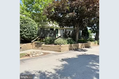 297 Summit House, West Chester, PA 19382 - Photo 2
