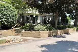 297 Summit House, West Chester, PA 19382 - Photo 2