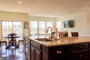 49 Locks Farm Ln, Downingtown, PA 19335 - Photo 6