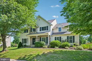 819 Edna Jane Ln, West Grove, PA 19390 - Photo 1