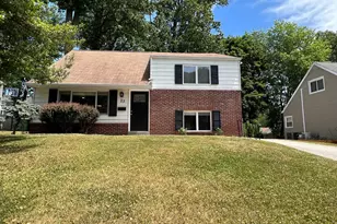 23 Greentree Ln, Malvern, PA 19355 - Photo 1