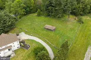 592 W Creek Rd, West Chester, PA 19382 - Photo 52
