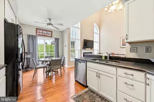 4 Lincoln Dr, Downingtown, PA 19335 - Photo 6