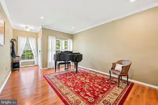 4 Lincoln Dr, Downingtown, PA 19335 - Photo 2