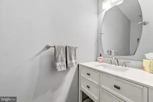 4 Lincoln Dr, Downingtown, PA 19335 - Photo 12