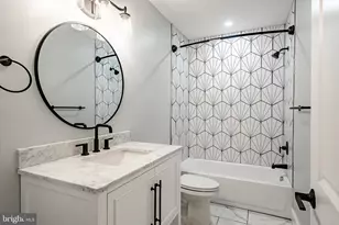 21 Gay St, Phoenixville, PA 19460 - Photo 18