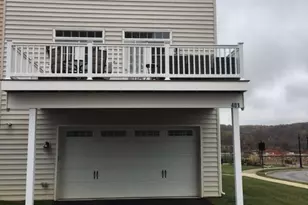 401 Gladstone Ct, Malvern, PA 19355 - Photo 2