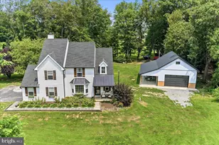 304 Mill Pond Ln, Oxford, PA 19363 - Photo 2