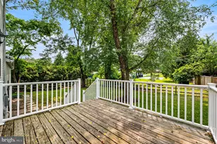 497 Black Swan Ln, Berwyn, PA 19312 - Photo 32