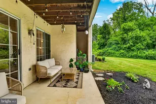 267 Valley Stream Ln, Chesterbrook, PA 19087 - Photo 18