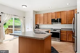 143 Penns Manor Dr, Kennett Square, PA 19348 - Photo 18