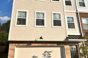 111 Four Leaf Dr, Downingtown, PA 19335 - Photo 4