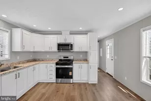 7 Birch Dr, Spring City, PA 19475 - Photo 12