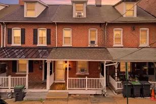 317 Hall St, Phoenixville, PA 19460 - Photo 2