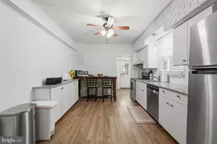 317 Hall St, Phoenixville, PA 19460 - Photo 12
