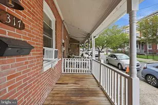 317 Hall St, Phoenixville, PA 19460 - Photo 4