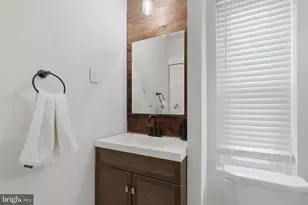 317 Hall St, Phoenixville, PA 19460 - Photo 24