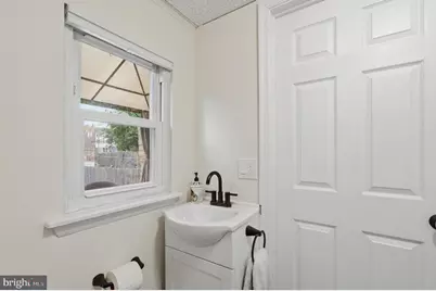 317 Hall Street, Phoenixville, PA 19460 - Photo 14