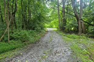 83 Miller Ln, Honey Brook, PA 19344 - Photo 2