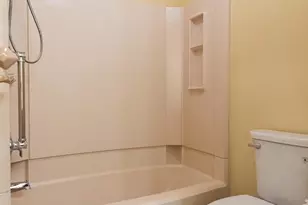 192 Valley Stream Ln, Chesterbrook, PA 19087 - Photo 14